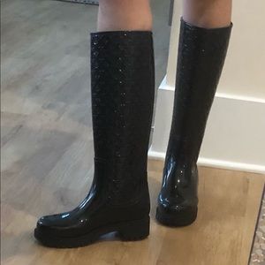 Like New LV Rain boots ‼️